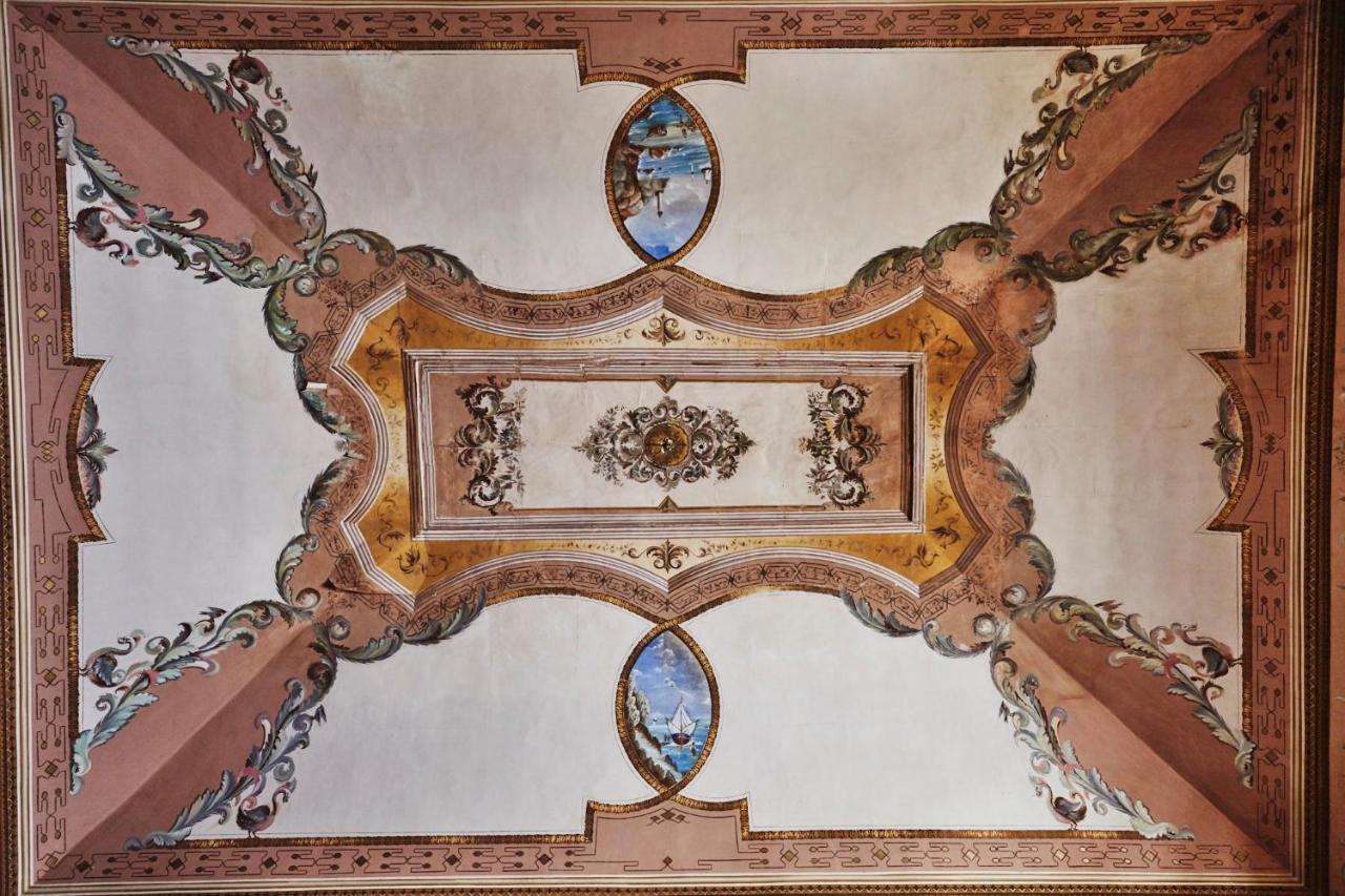 Palazzo Daniele, A Member Of Design Hotels 갈리아노델카포 외부 사진